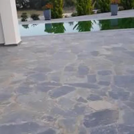 Impeccable 3-bed Santorini Villa