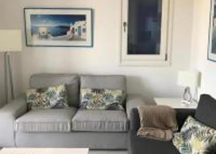 Impeccable 3-bed Santorini *