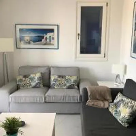 Impeccable 3-bed Santorini *