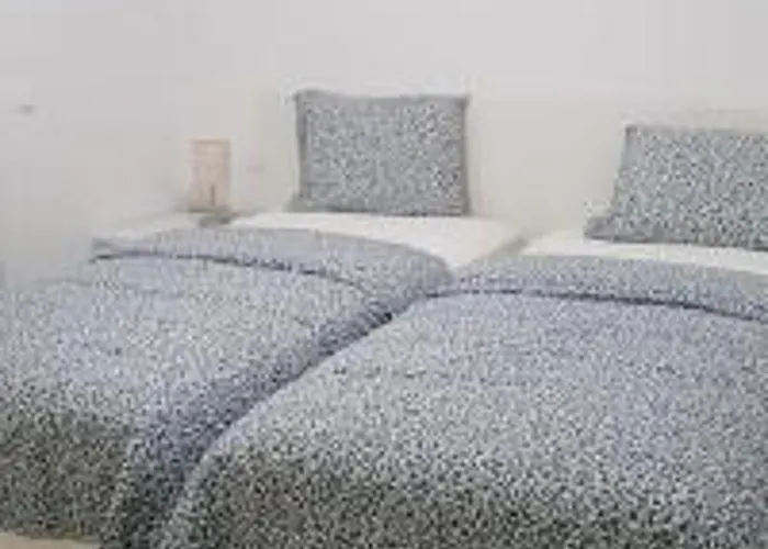 Vila Impeccable 3-bed Santorini